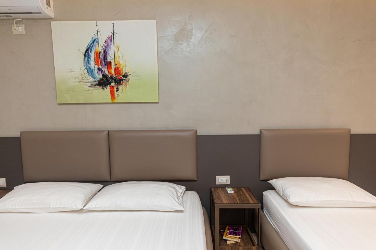 Novus Rooms فلورا المظهر الخارجي الصورة